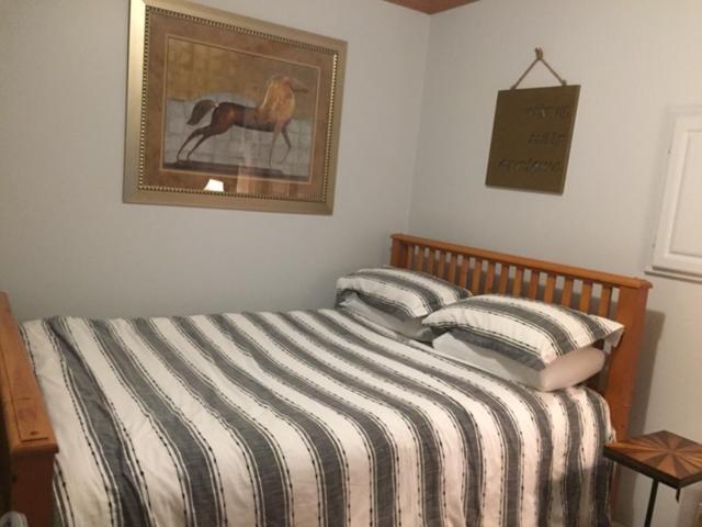 Ocean Breeze Executive Bed And Breakfast Норт Ванкувър Екстериор снимка